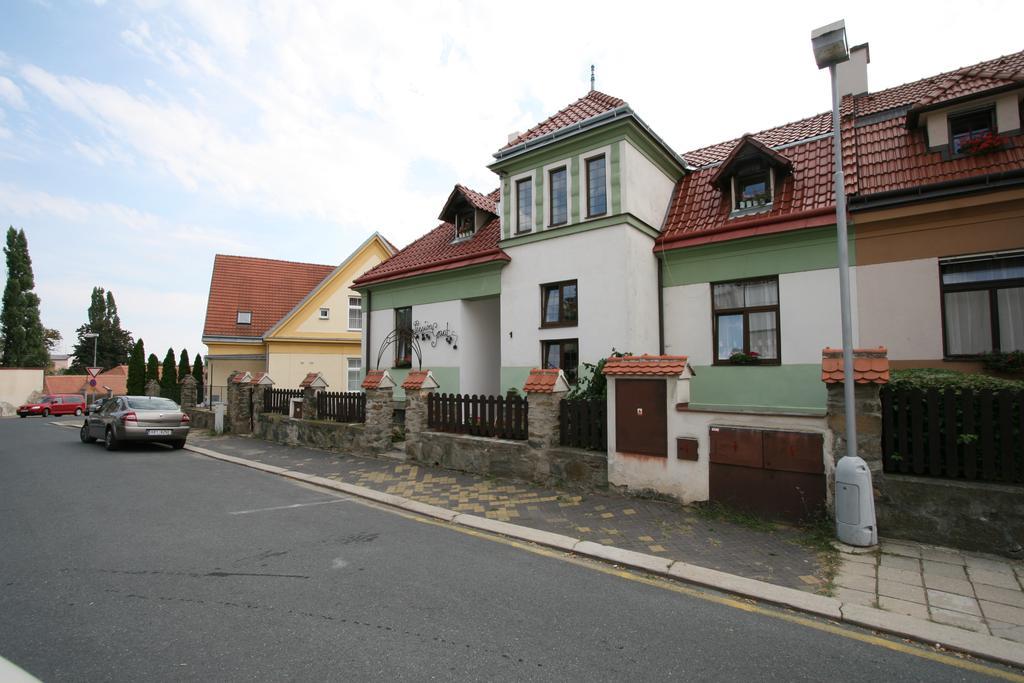 Pension Grant Lux Znojmo Exterior foto